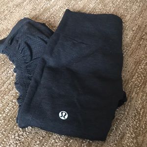 Lululemon crops